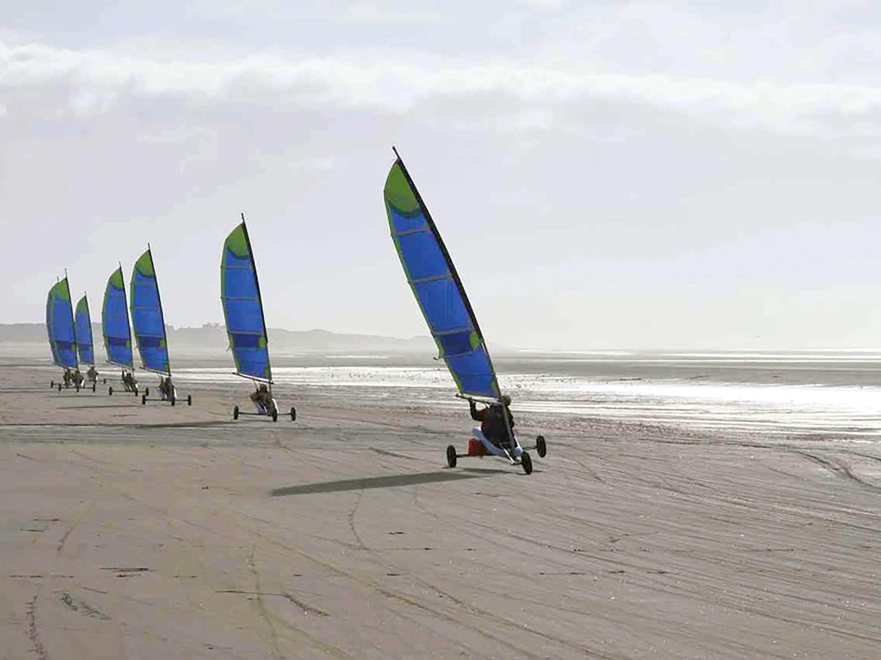 Mercure Abbeville Centre - Porte De La Baie De Somme エクステリア 写真
