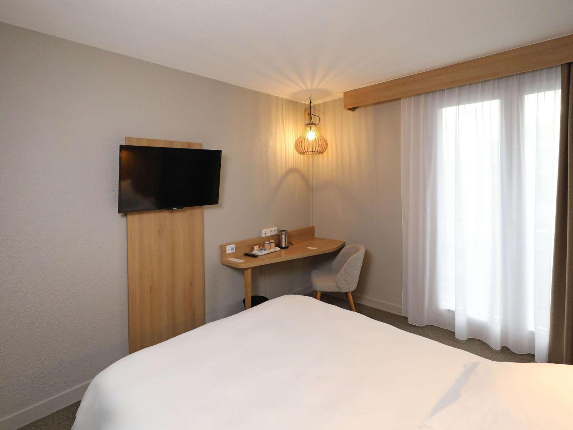 Mercure Abbeville Centre - Porte De La Baie De Somme エクステリア 写真