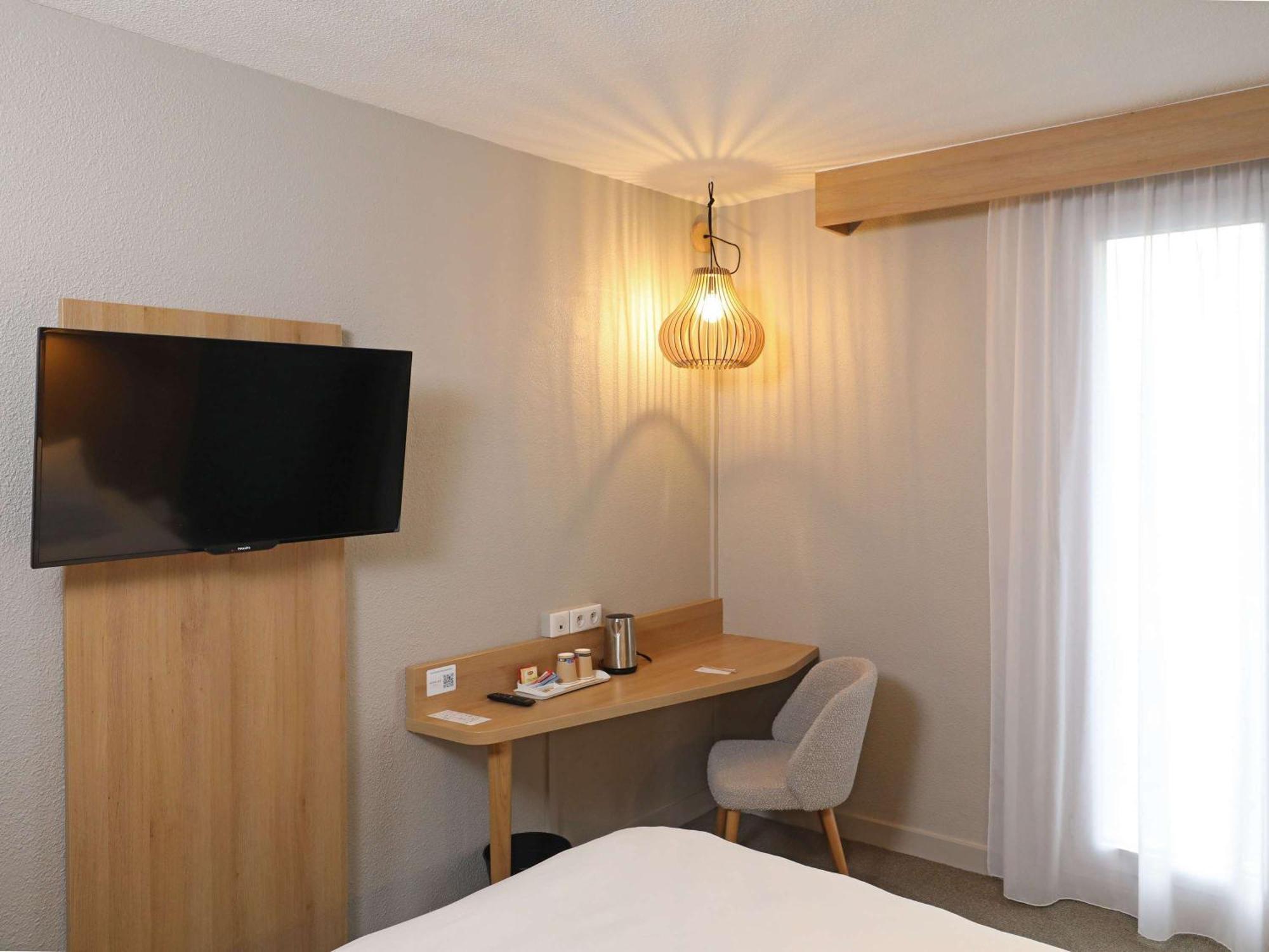 Mercure Abbeville Centre - Porte De La Baie De Somme エクステリア 写真