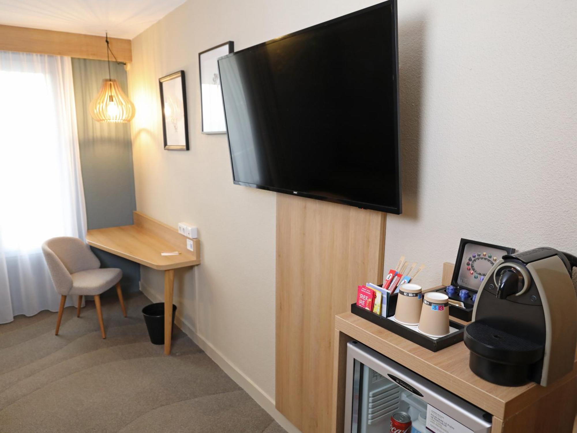 Mercure Abbeville Centre - Porte De La Baie De Somme エクステリア 写真