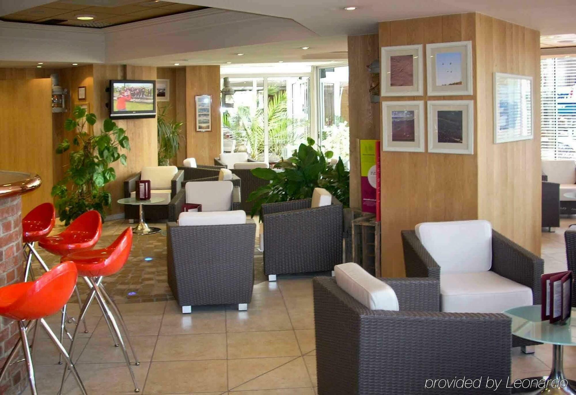 Mercure Abbeville Centre - Porte De La Baie De Somme エクステリア 写真